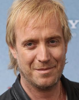 Rhys Ifans