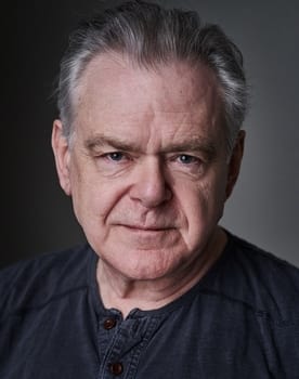 Kevin McNally