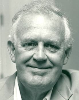 Joss Ackland