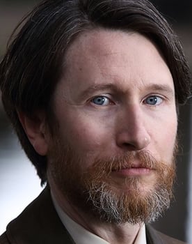 Jonathan Aris