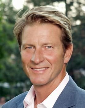 Brett Cullen