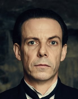 Noah Taylor