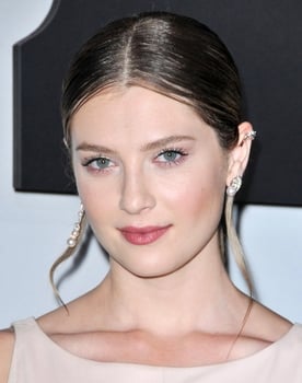 Zoe Levin