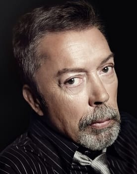 Tim Curry