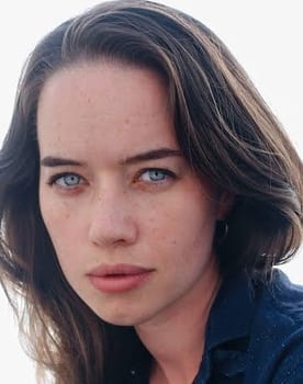 Anna Popplewell