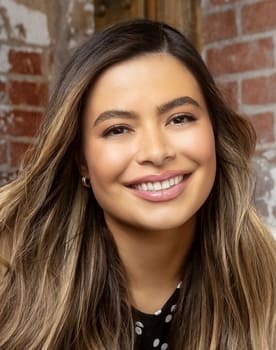 Miranda Cosgrove