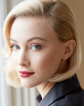 Sarah Gadon