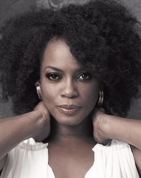 Aunjanue Ellis-Taylor