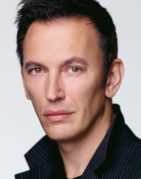 Steve Valentine