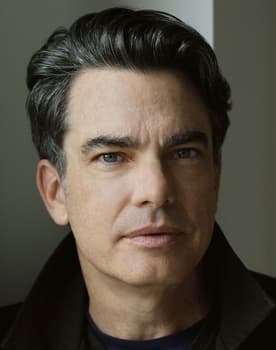 Peter Gallagher