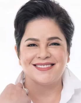 Jaclyn Jose