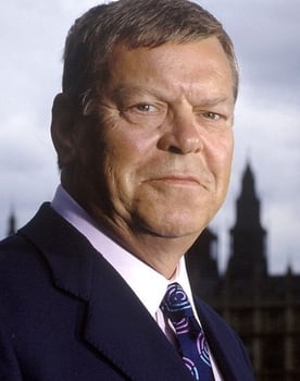 Warren Clarke