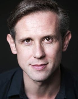 Ian Hallard