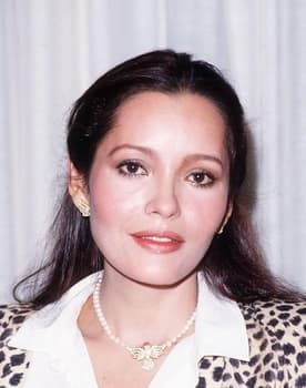 Barbara Carrera