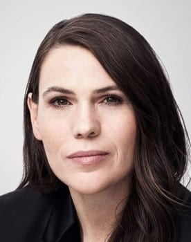 Clea DuVall