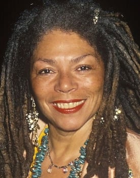 Rosalind Cash