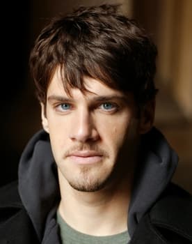 Justin Bartha