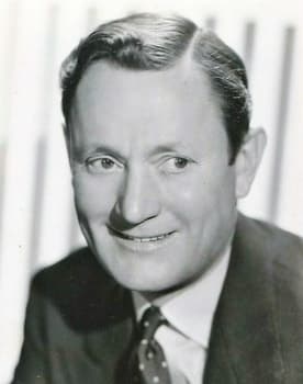 Roscoe Karns