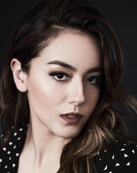 Chloe Bennet