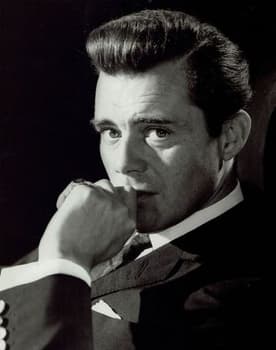 Dirk Bogarde