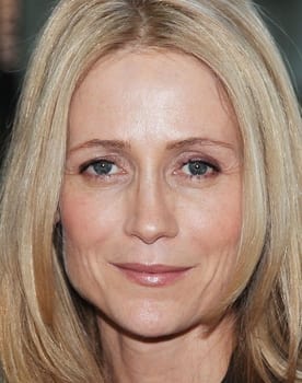 Kelly Rowan