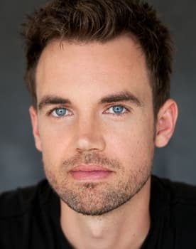 Tyler Hilton