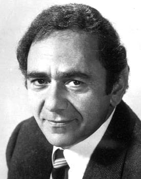 Michael Constantine