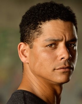 Charlie Barnett