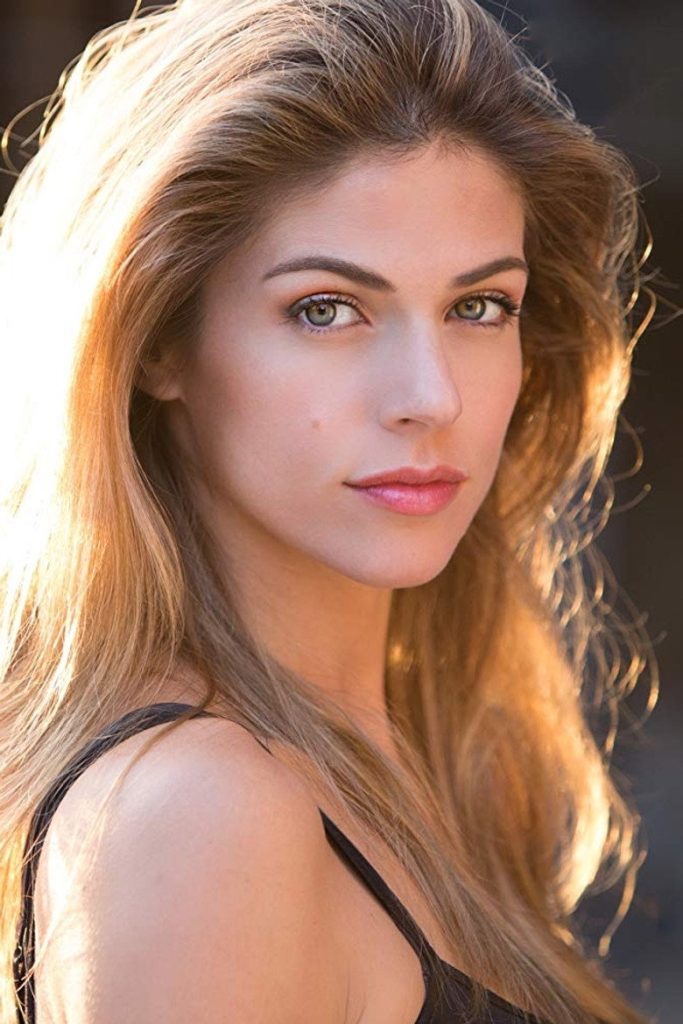 Stephanie Cayo 2