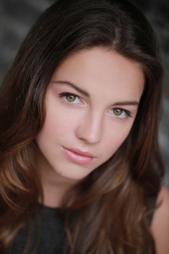 Ella Hunt 4