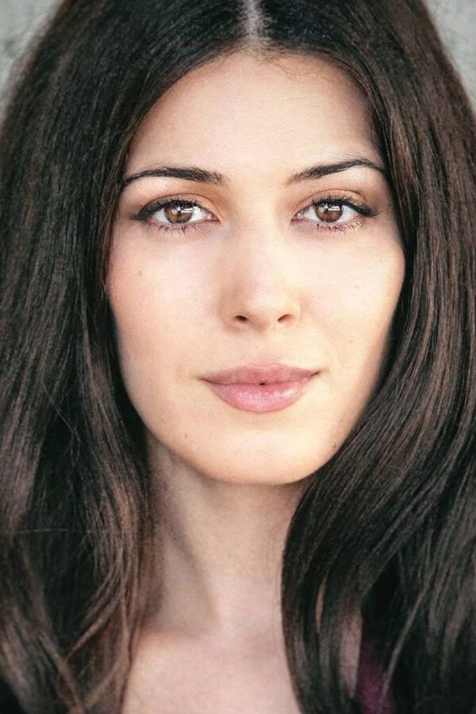 Elizabeth Tabish 1
