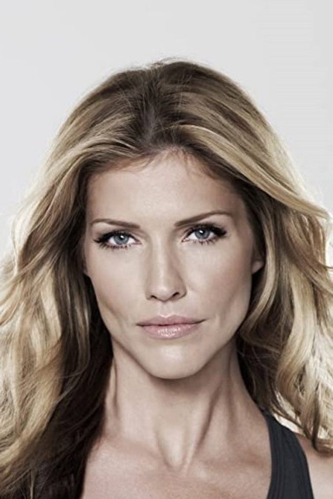 Tricia Helfer 4