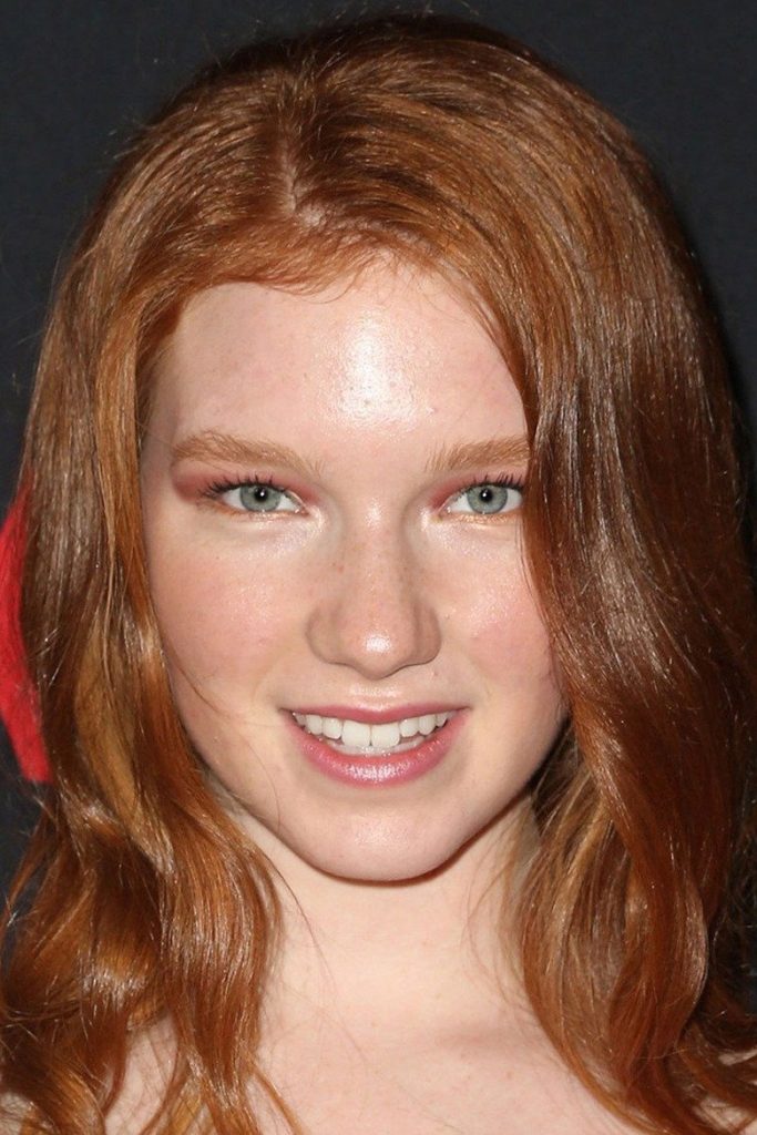 Annalise Basso 3