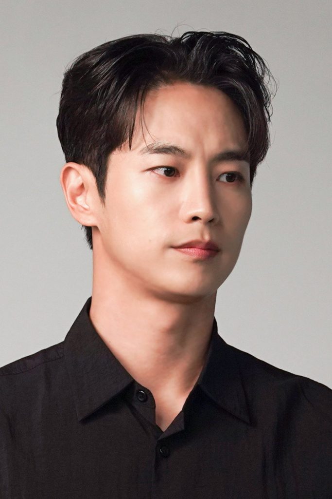 Choi Woong 4