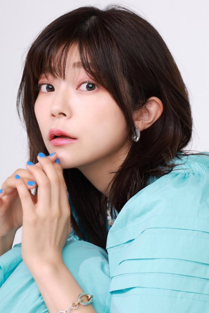 伊瀬茉莉也 3