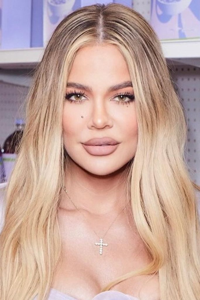 Khloé Kardashian 1